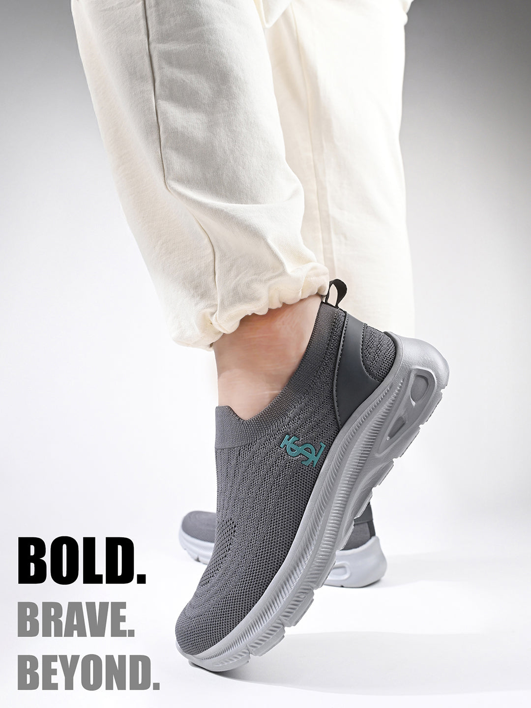 Ash Grey Lightweight Athleisure Flyknit Sport Shoes