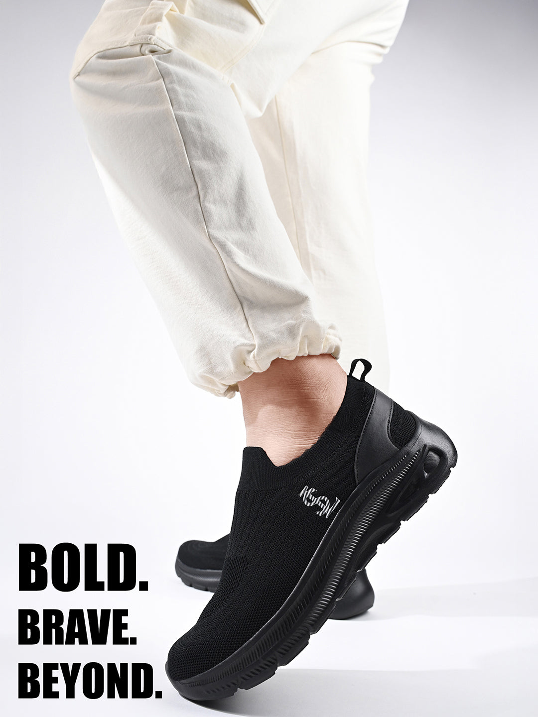 Egyptian Black Lightweight Athleisure Flyknit Sport Shoes