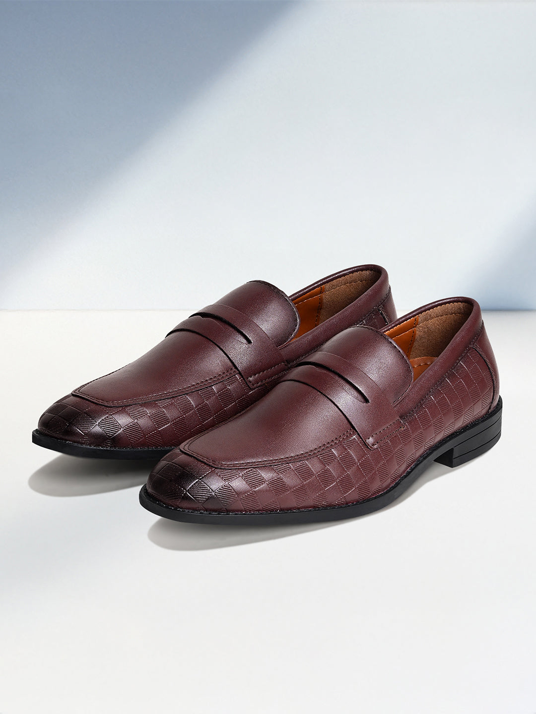Rosewood Handcrafted Embossed Moccasin Slipon