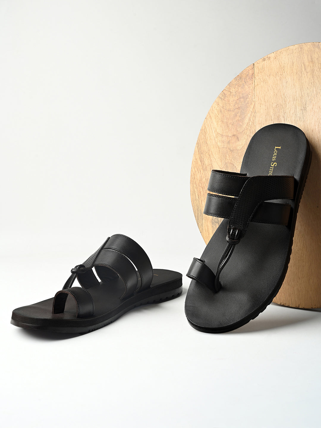 Jet Black Open Toe Style Lightweight Toe Ring with Strap Leather Sandal