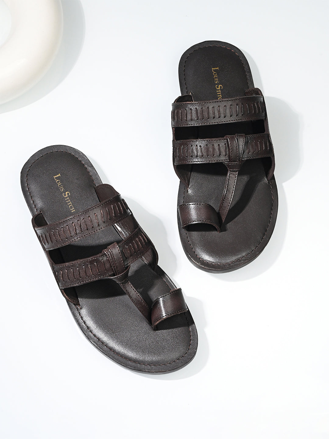 Brunette Brown Kolhapuri Style Lightweight Toe Ring Leather Sandal