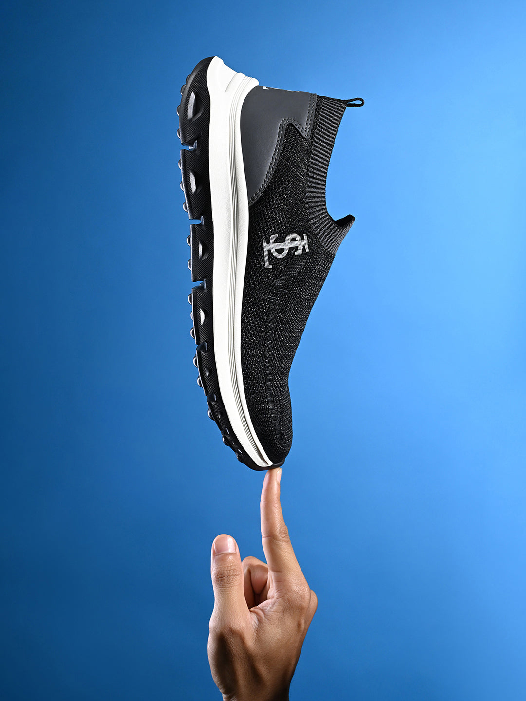 Black and Grey Lightweight Aethleisure Flyknit Sport Shoes