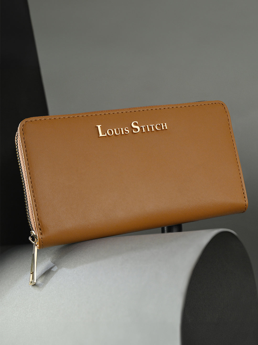 Stylish Tan Clutch Hand Purse for Women with Zipper Closure