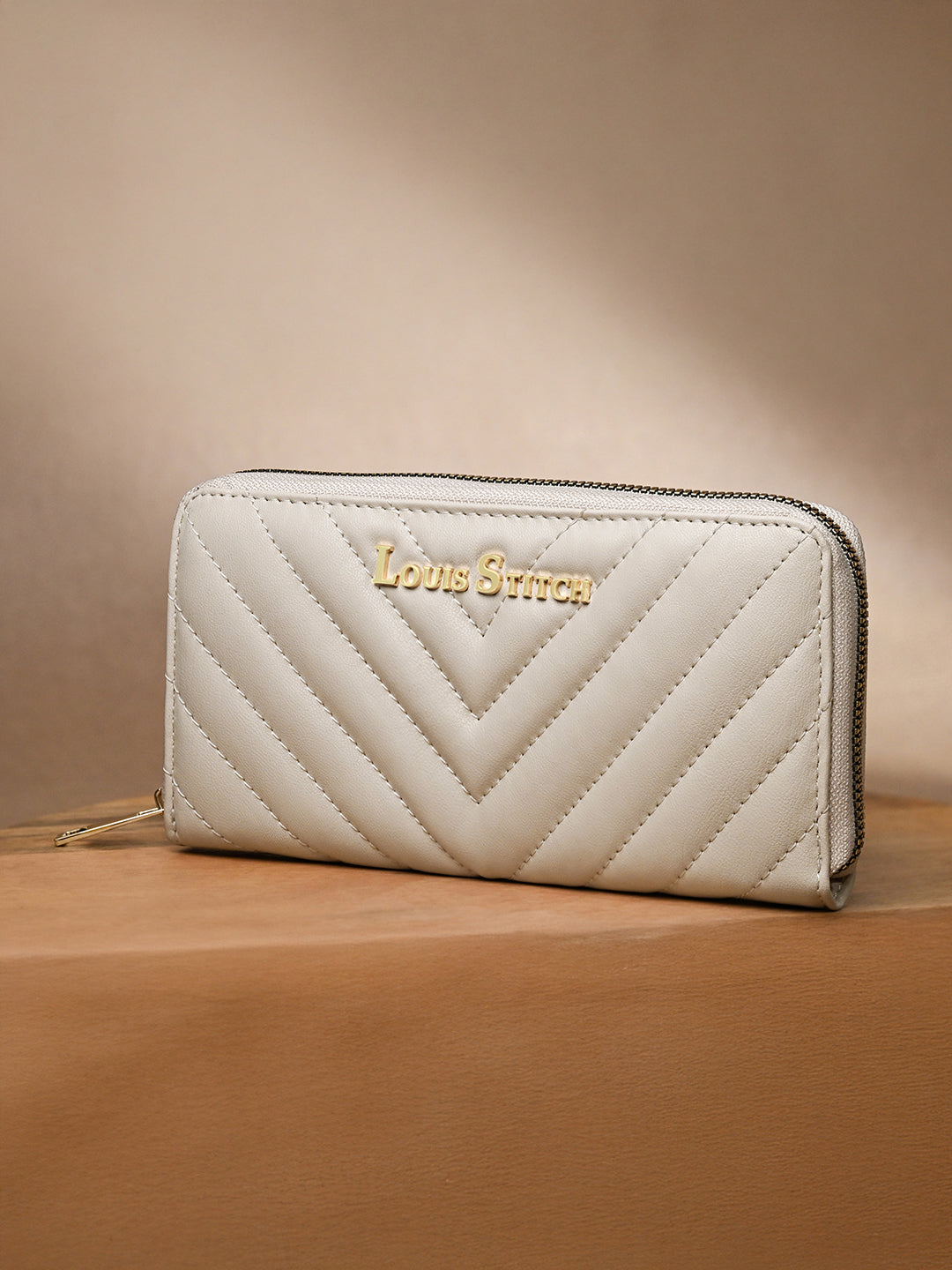 Stylish Beige Clutch Hand Purse for Women with Zipper Closure
