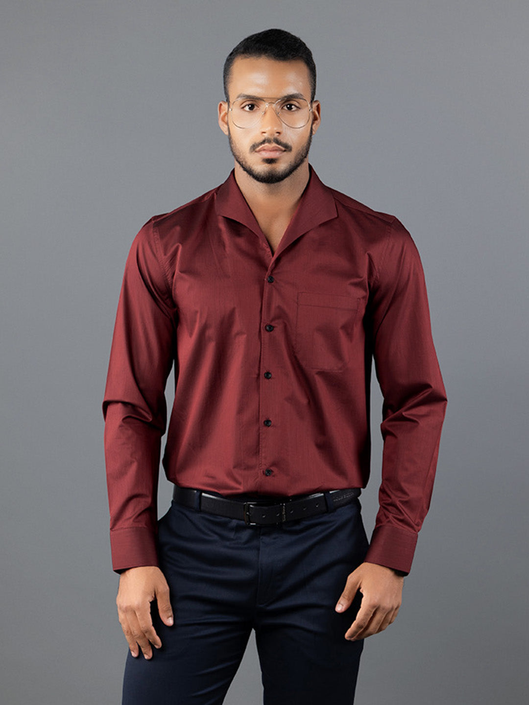 Men's Regular Fit Solid Red Formal Shirt