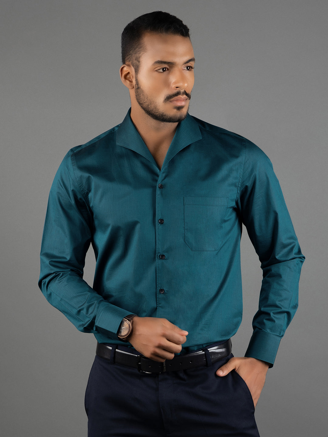 Men's Regular Fit Solid Green Formal Shirt