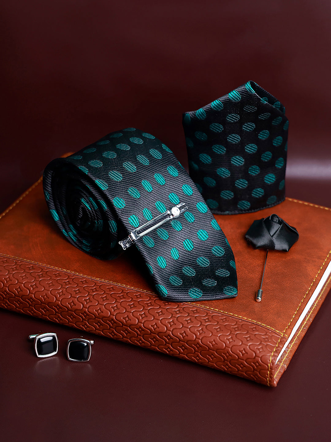 Dark Green Luxury Italian Silk Necktie Set Pocket Square Chrome Tiepin Cufflinks and Brooch