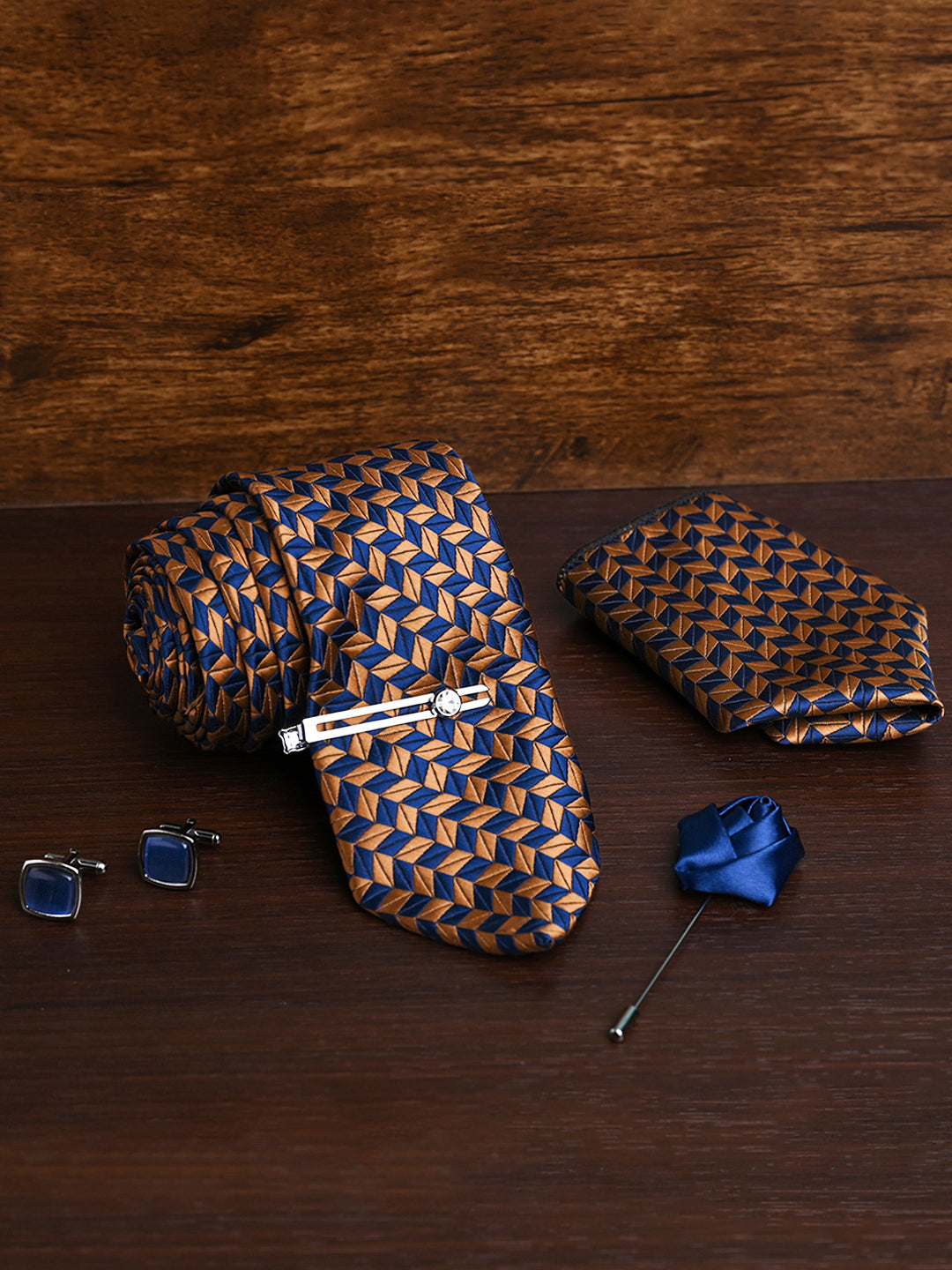 Golden Brown Luxury Italian Silk Necktie Set Pocket Square Chrome Tiepin Cufflinks and Brooch