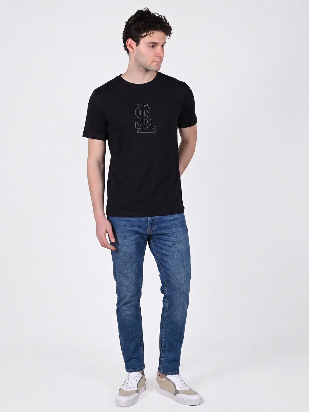 Men's Ultrasoft Roundneck Black T-shirt