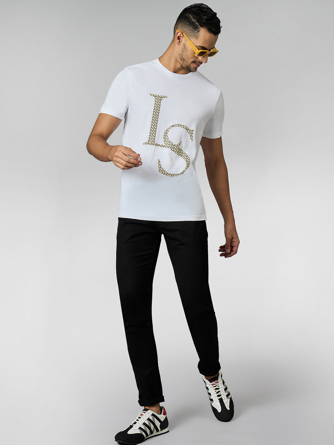 Men's Super Combed Cotton White Regular Fit Half Sleeve Round Neck T-Shirt