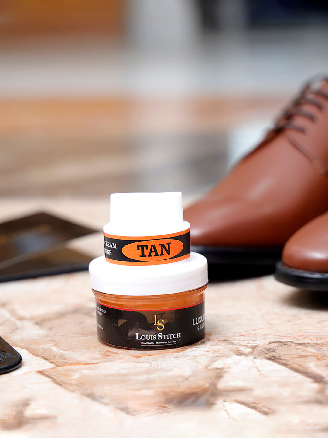 Black and Tan Leather Shoe Cream with Applicator For Leather items