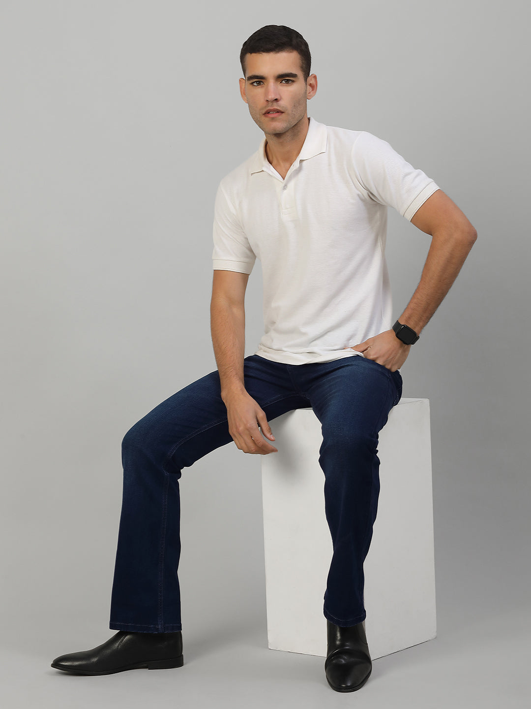 Men’s Navy Mid Rise Light Faded Bootcut Fit Jeans