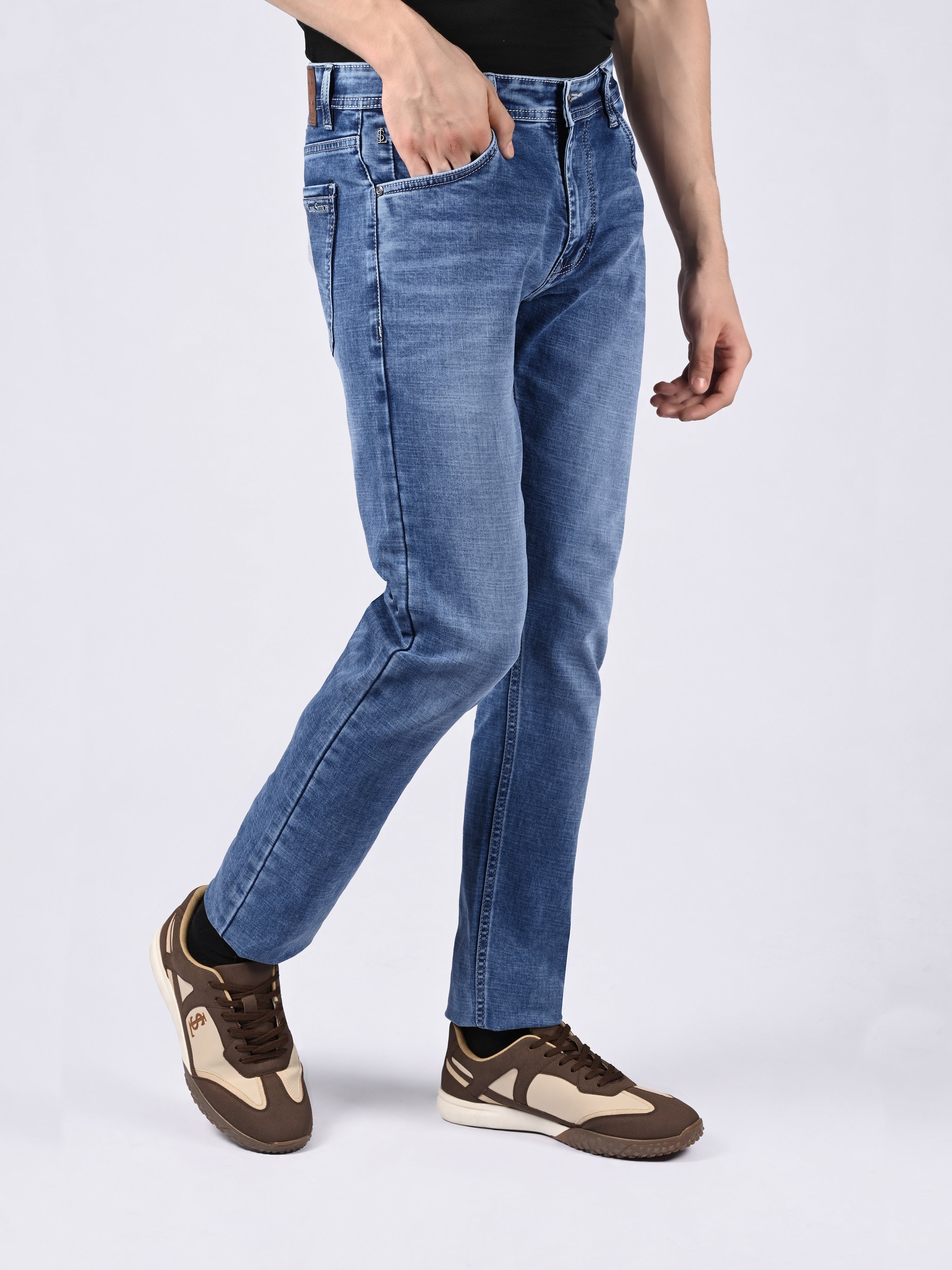 Signature Men's Mid Wash Blue Slim Fit Mid Rise Jeans