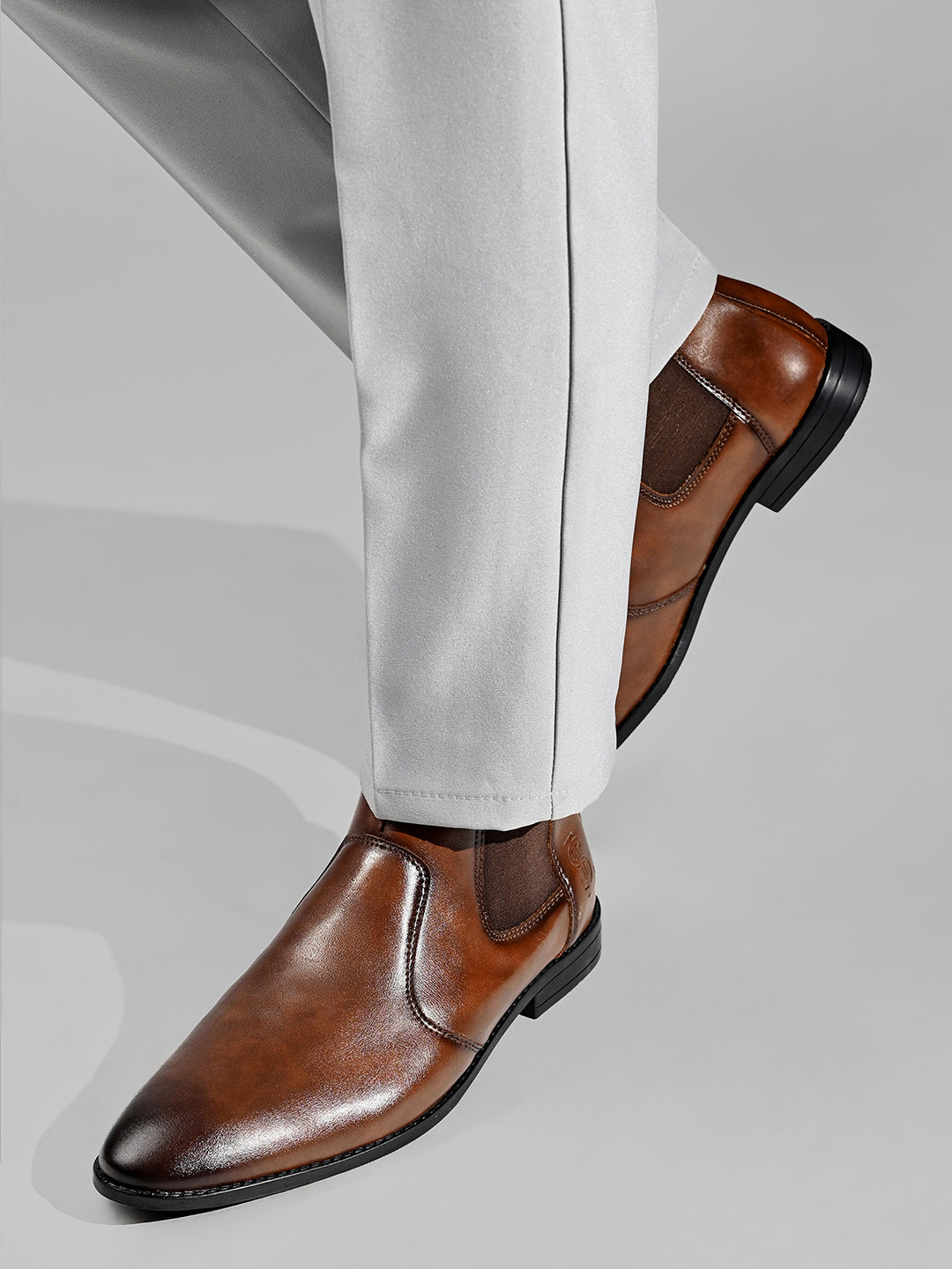 Russet Tan Mid-Top Ankle Slip-On Chelsea Boots