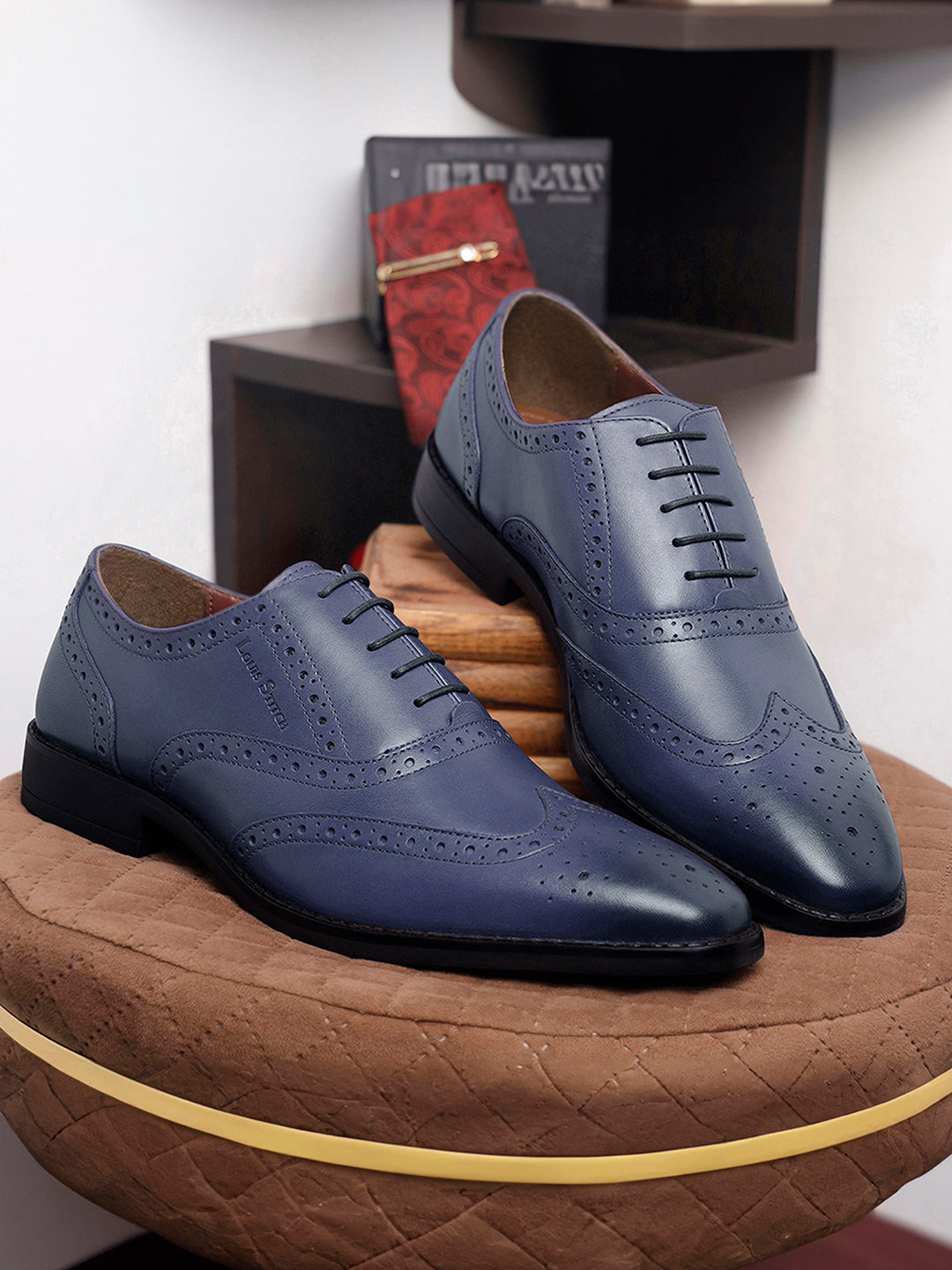 Federal Blue Egyptian Crust Leather Brogue Shoes