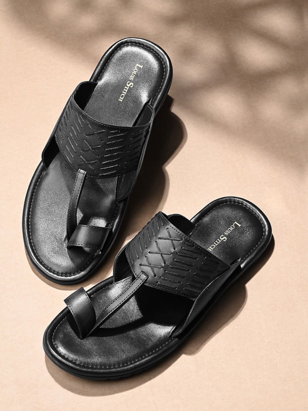 Black Kolhapuri Style Lightweight Toe Ring Leather Sandal