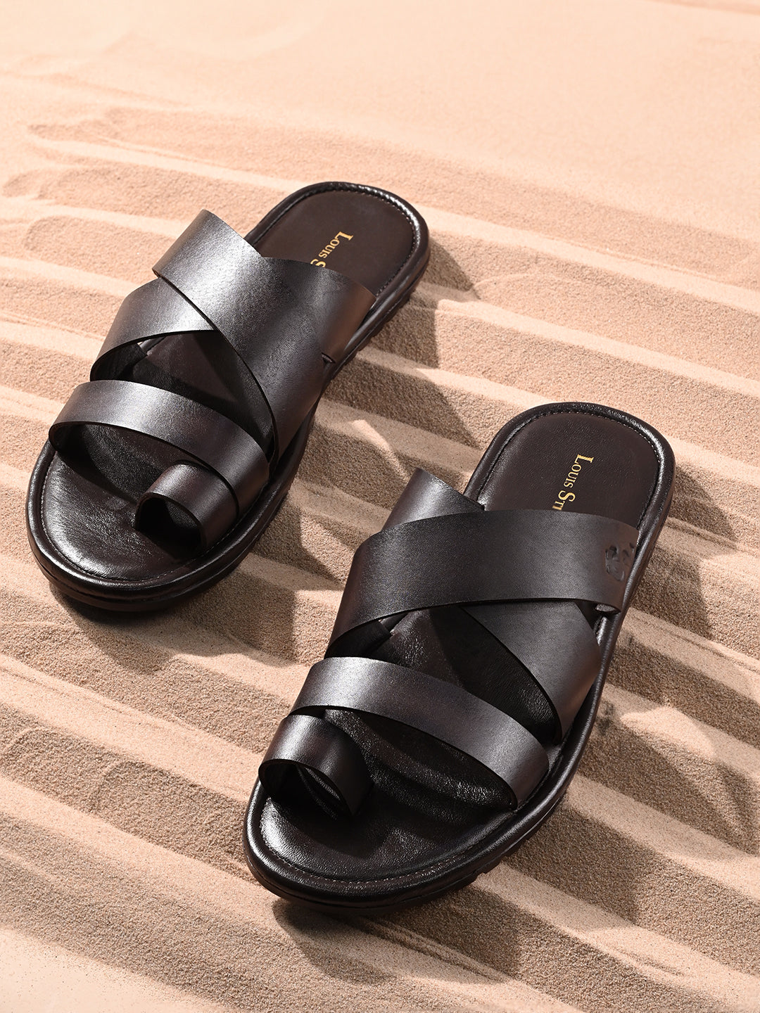 Brown Kolhapuri Style Lightweight Toe Ring Leather Sandal