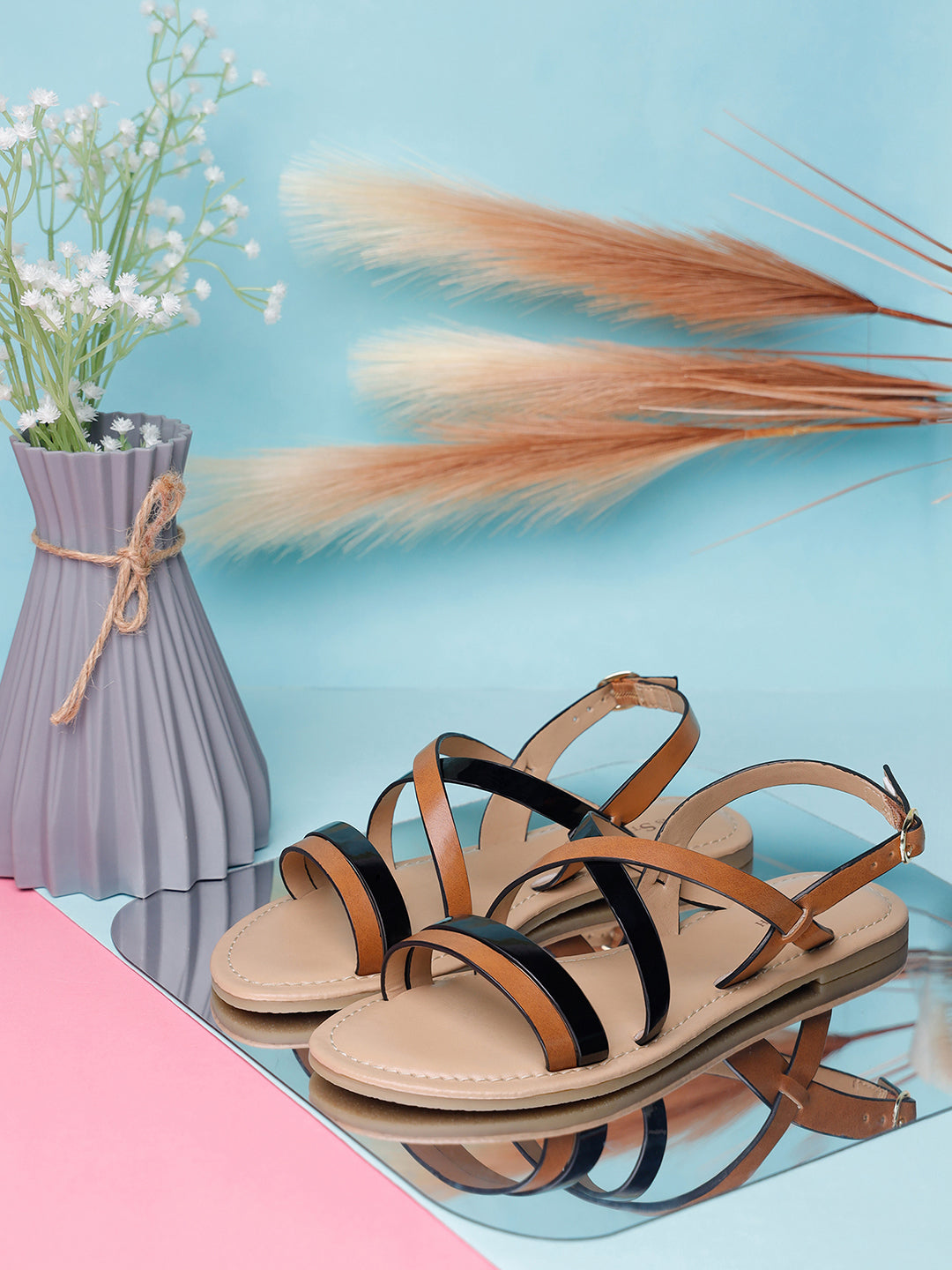 Women's Dual Color Striped Lightweight Sandals