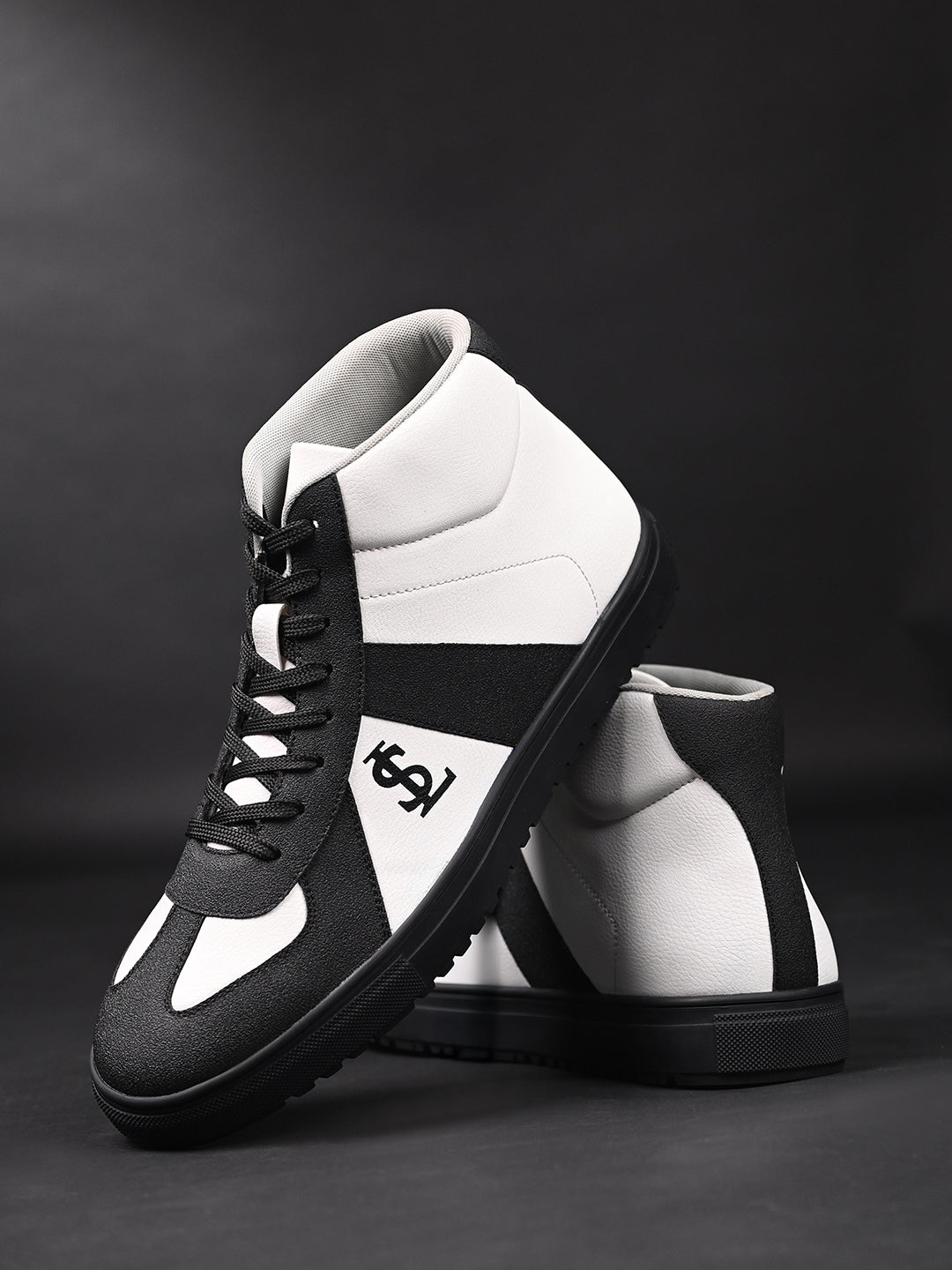 Black and White Comfortable Lace-Up Sneaker