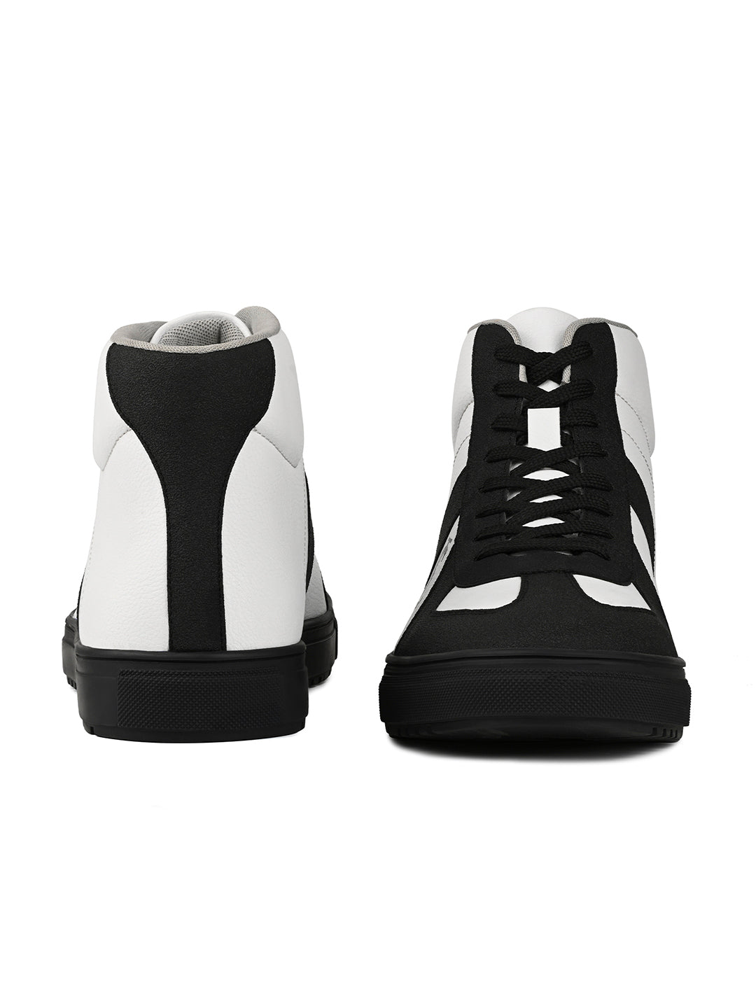 Black and White Comfortable Lace-Up Sneaker