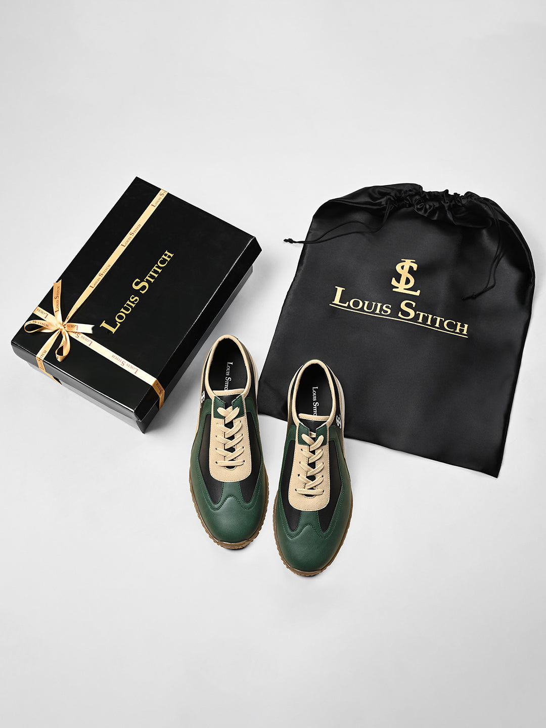 Green and Black Casual Lightweight Lace-Up Sneaker