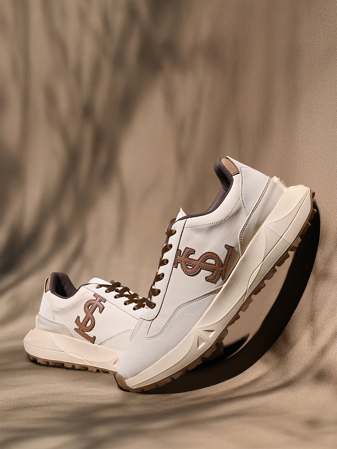 Beige Casual Lightweight Lace-Up Sneakers