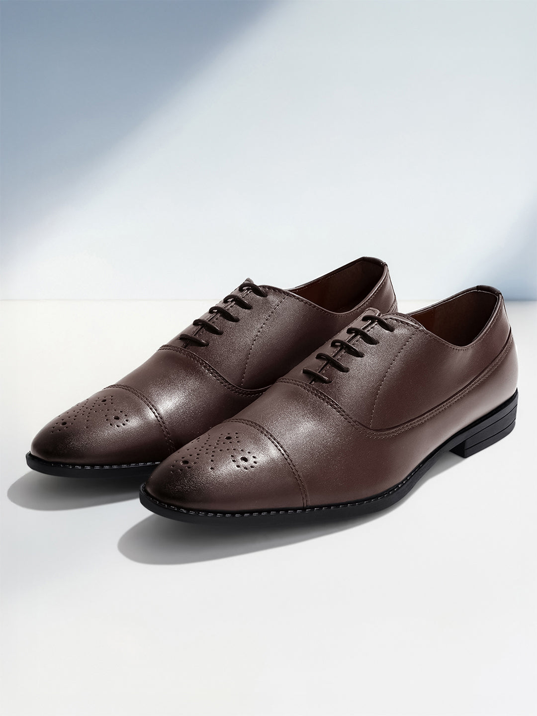 Brunette Brown Handcrafted Captoe Style Comfortable Laceups Shoes