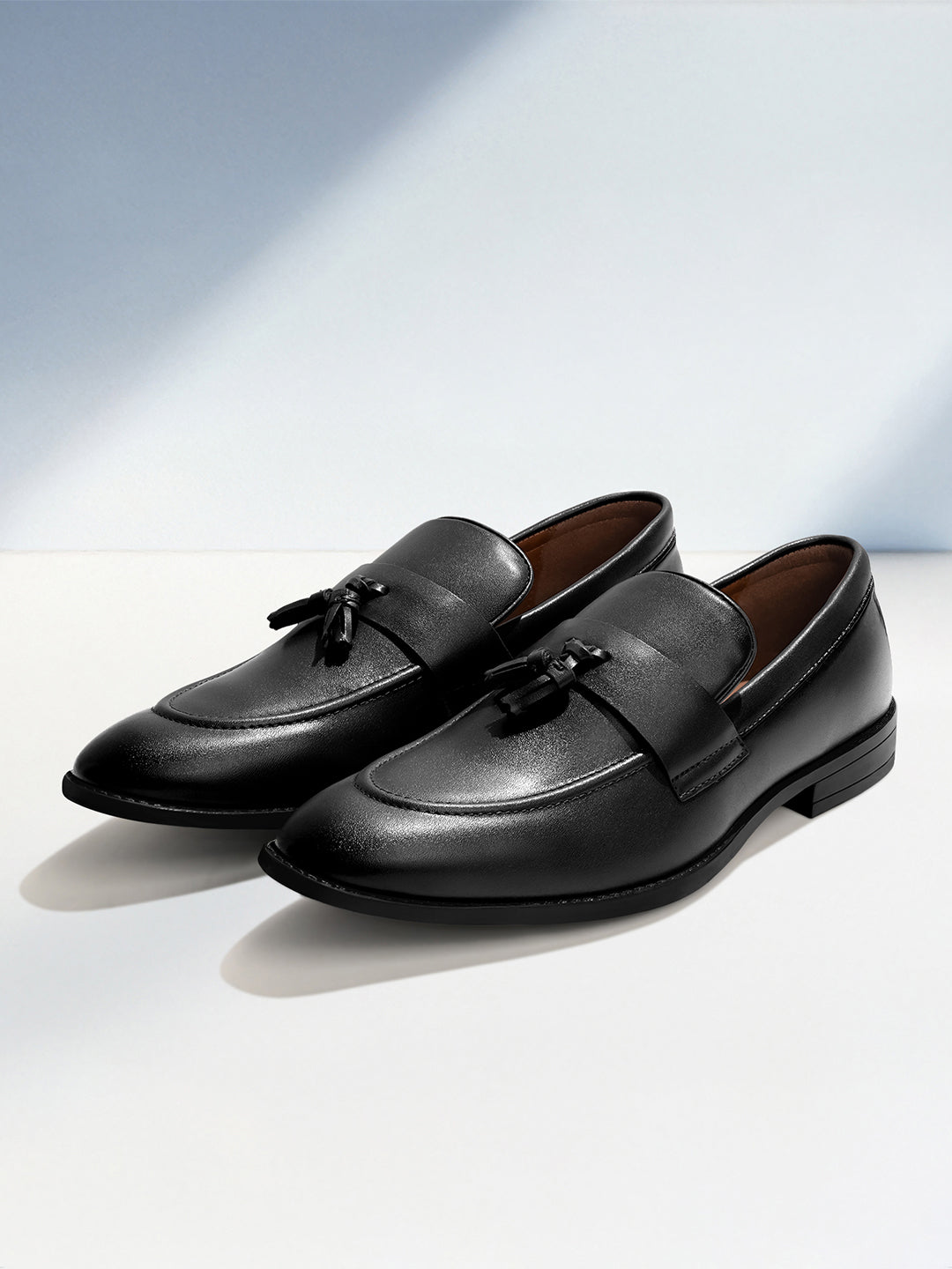 Obsidian Black Tassel Style Comfortable Moccasins