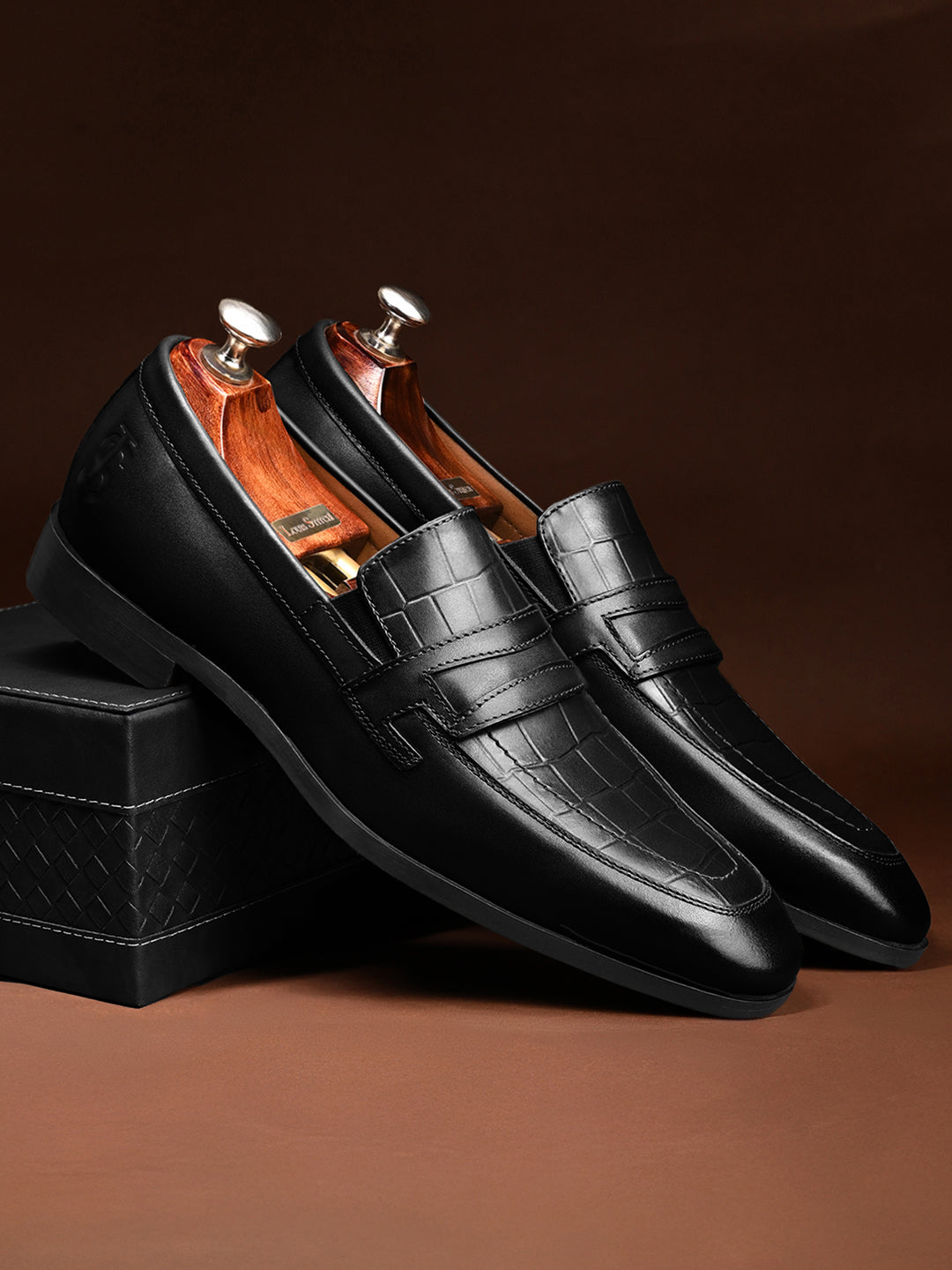 Jet Black Italian Crust Leather Formal Croco Texture Moccasin