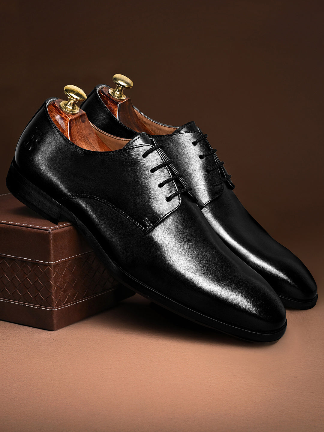 Jet Black Italian Crust Leather Formal Derby