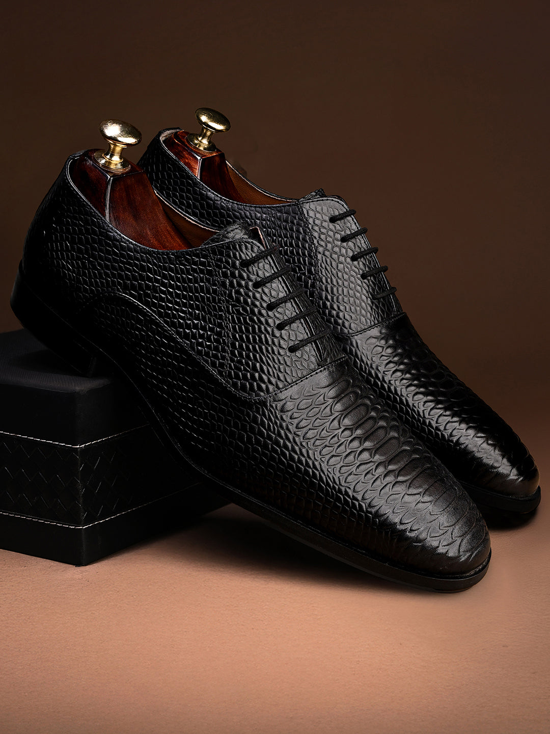 Jet Black Italian Crust Leather Formal Derby