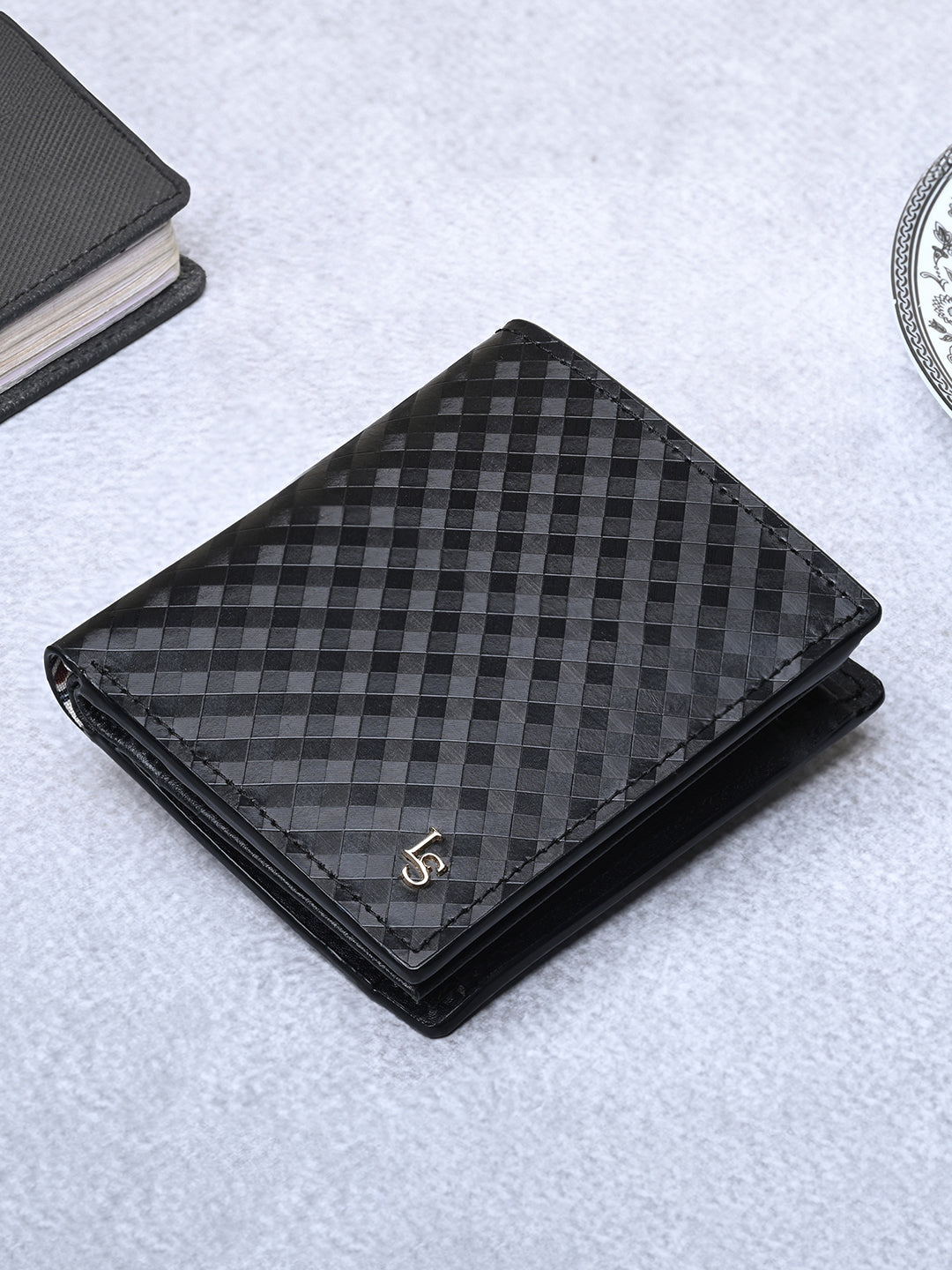 Spanish Leather Men's Black Bifold Wallet with RFID Protection