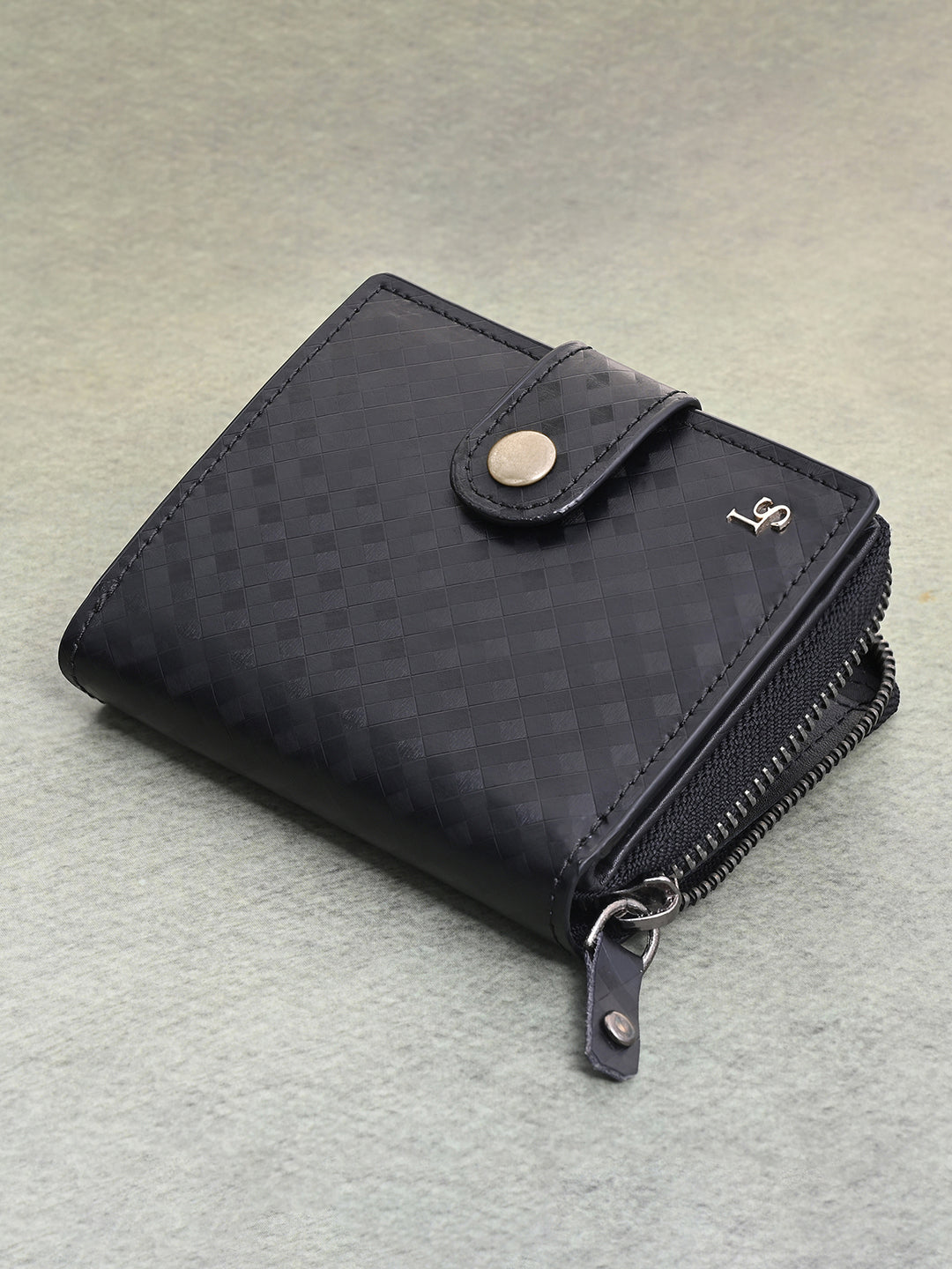 Spanish Leather Men's Black Bifold Wallet for Men with RFID Protection and Zip Pocket