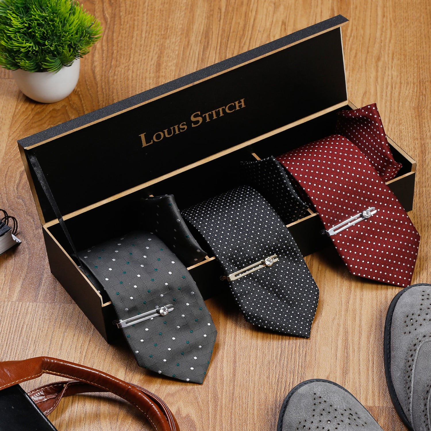 LOUIS STITCH Mens Italian Silk Necktie Combo With Pocket Square And Tie Pin (Pack of 3) (Dotted Black_Red_Dark Grey)