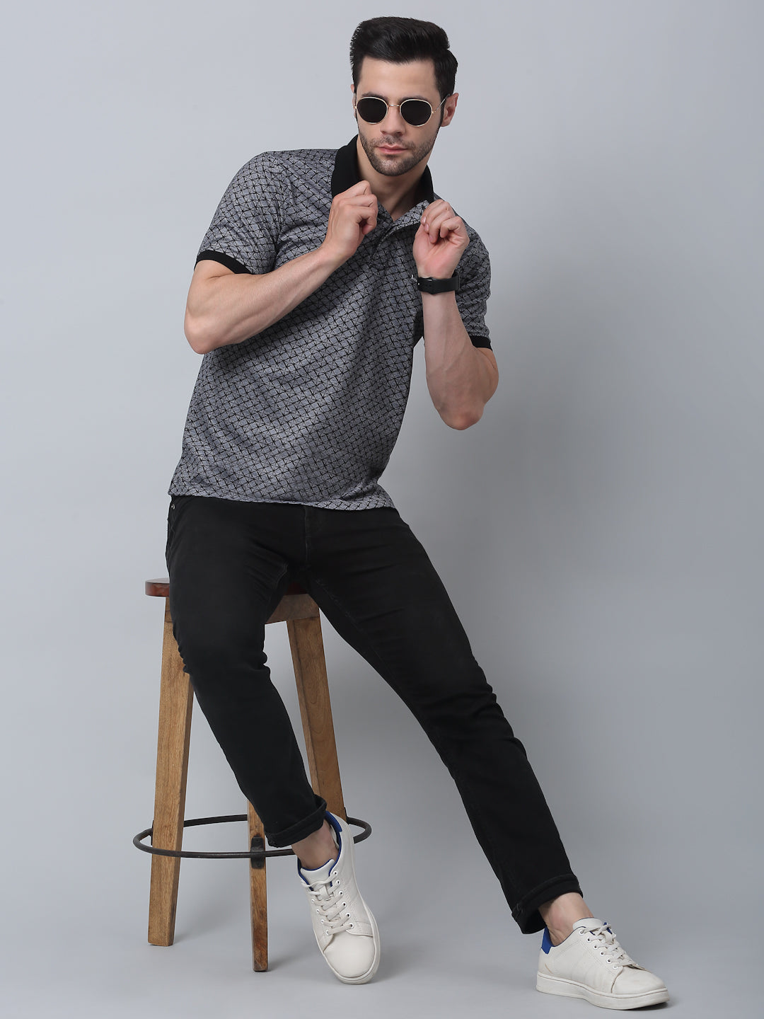 Slim Fit Polo T-shirt for Men Egyptian Cotton Classic fit Business Casual Half sleeves Solid Black Mens Polo Tees