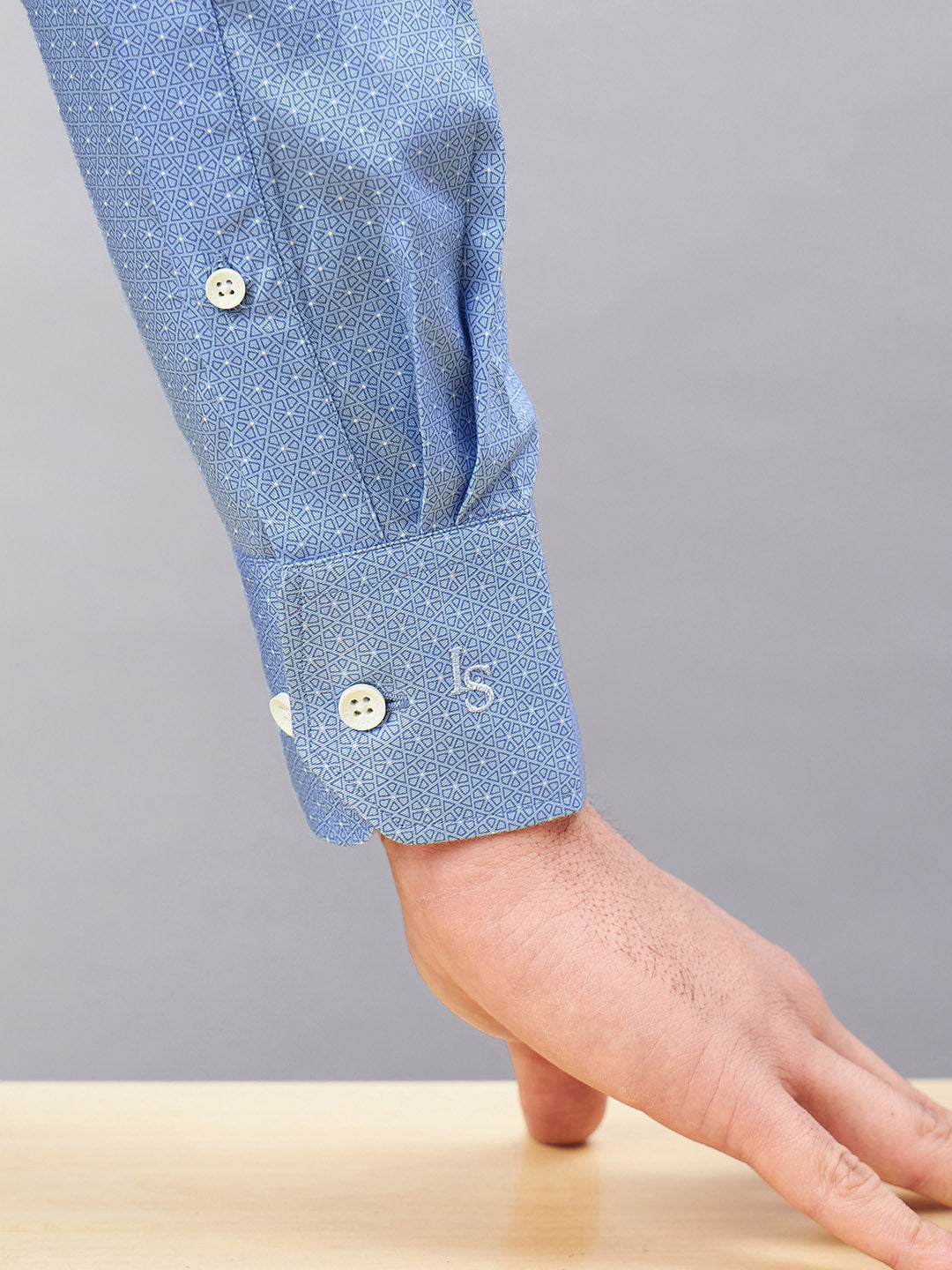 Regular Fit Formal Shirts For Men Perfectly Handfinished Collar & Cuffs