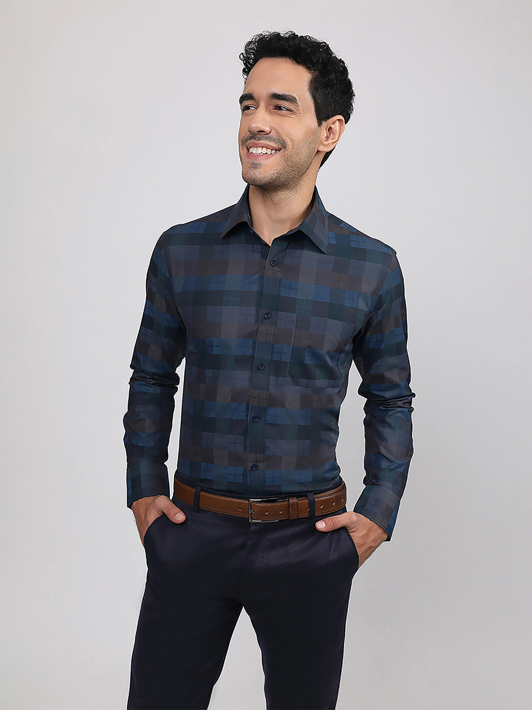 Regular Fit Formal Shirts For Men Perfectly Handfinished Collar & Cuffs