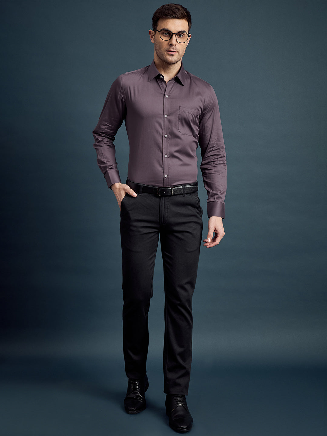 Men's Regular Fit Solid Purple Formal Shirt