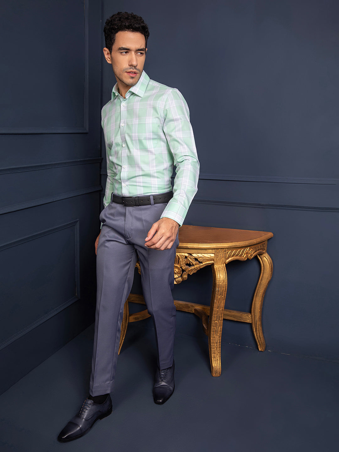 Regular Fit Formal Shirts For Men Perfectly Handfinished Collar & Cuffs