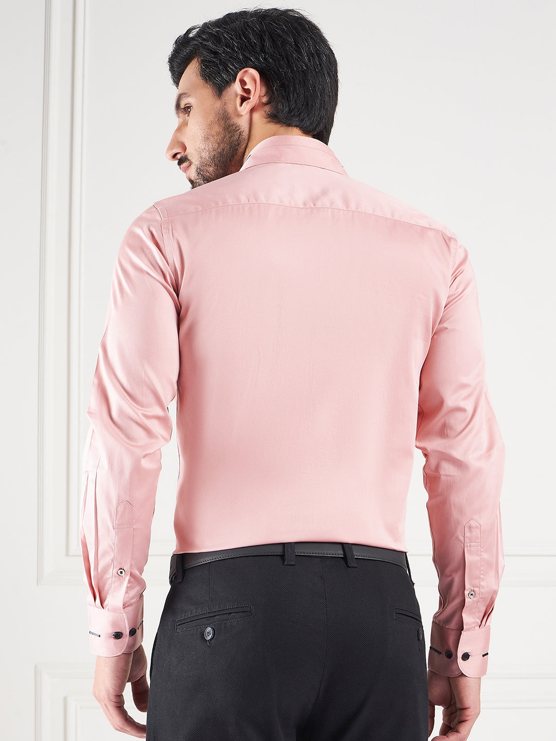 Regular Fit Solid Pink Shirt For Men