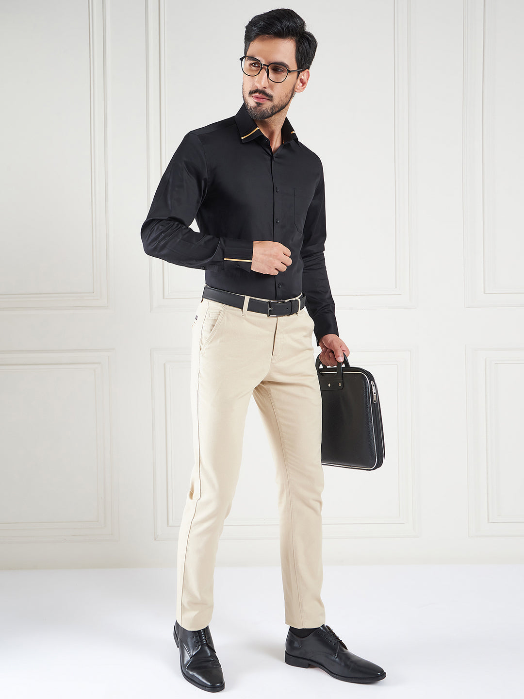 Regular Fit Solid Black Shirt For Men