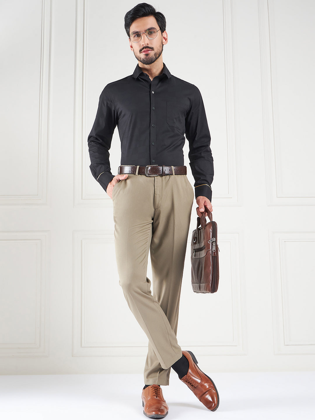 Regular Fit Solid Black Shirt For Men