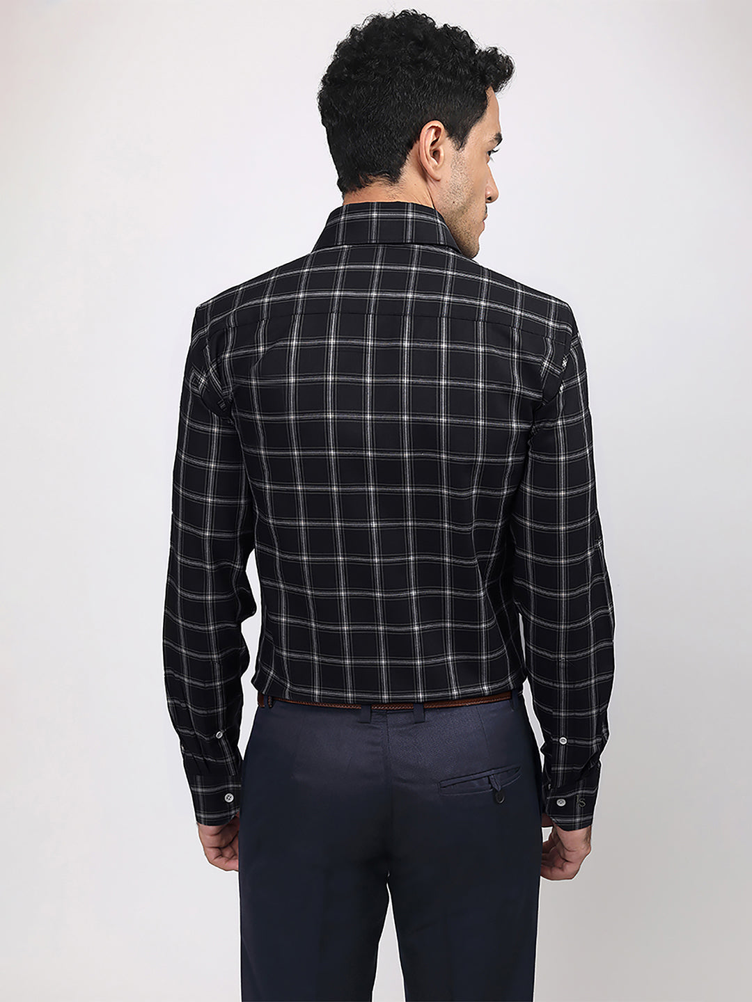 Regular Fit Formal Shirts For Men Perfectly Handfinished Collar & Cuffs