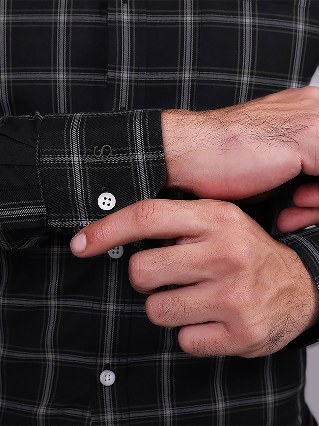 Regular Fit Formal Shirts For Men Perfectly Handfinished Collar & Cuffs