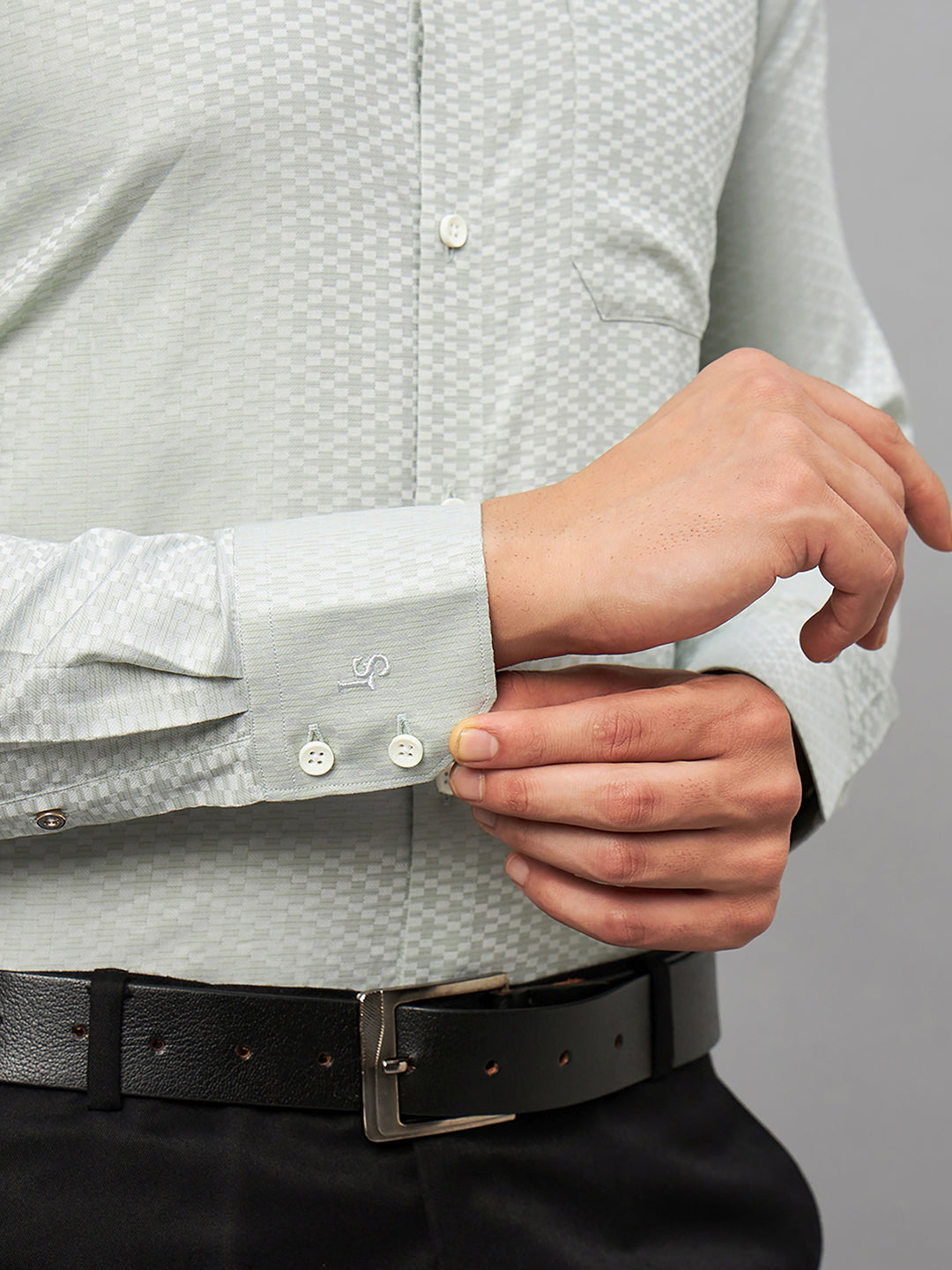 Regular Fit Formal Shirts For Men Perfectly Handfinished Collar & Cuffs