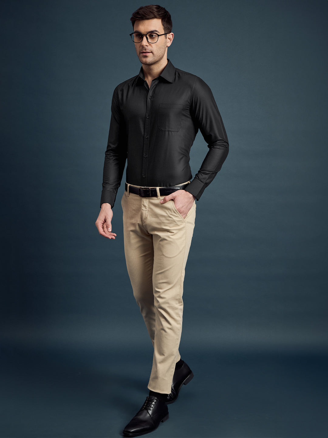 Men's Slim Fit Solid Black Formal Shirt
