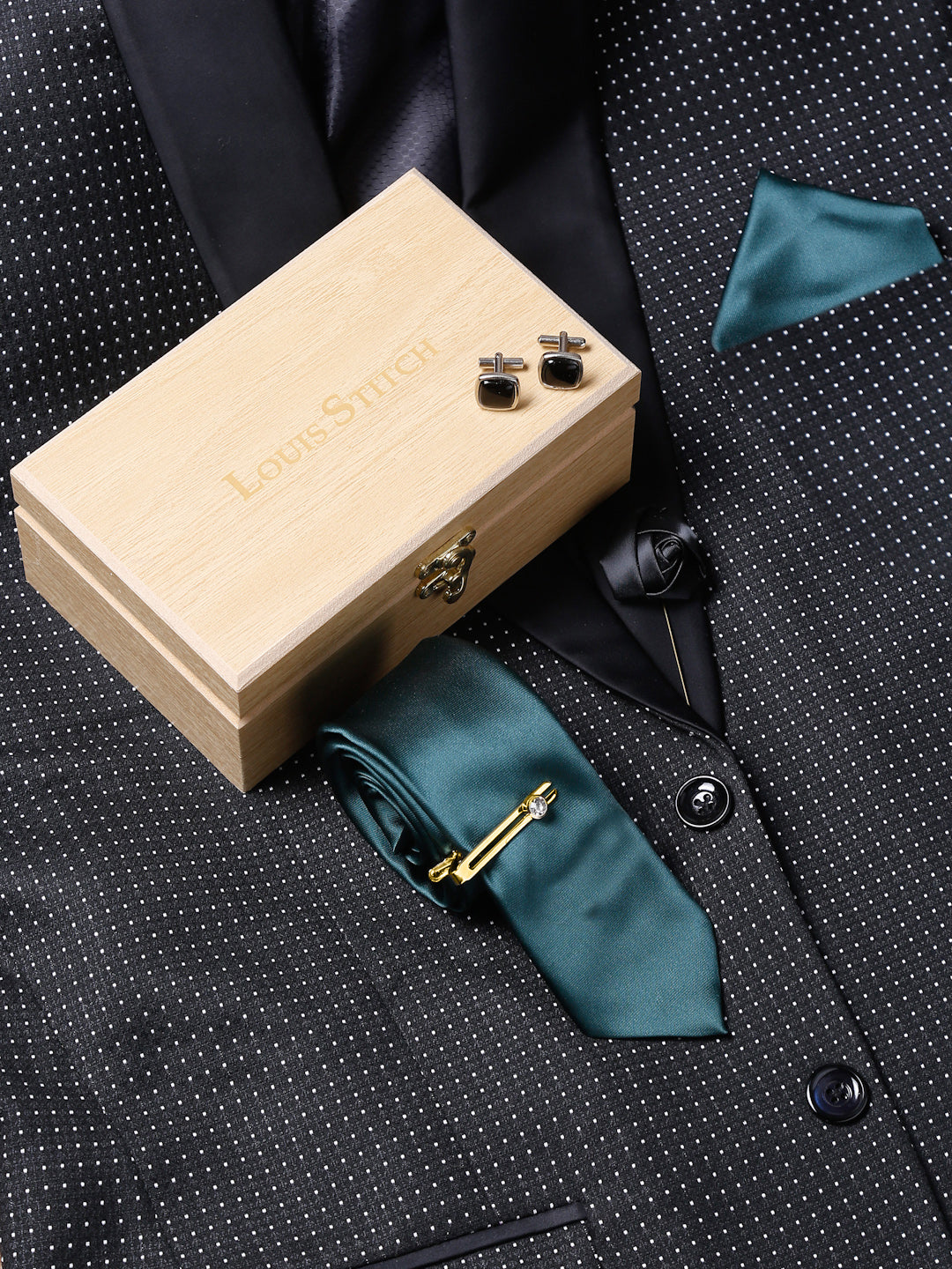 Green Luxury Italian Silk Necktie Set With Pocket Square Cufflinks Brooch Gold Tie pin