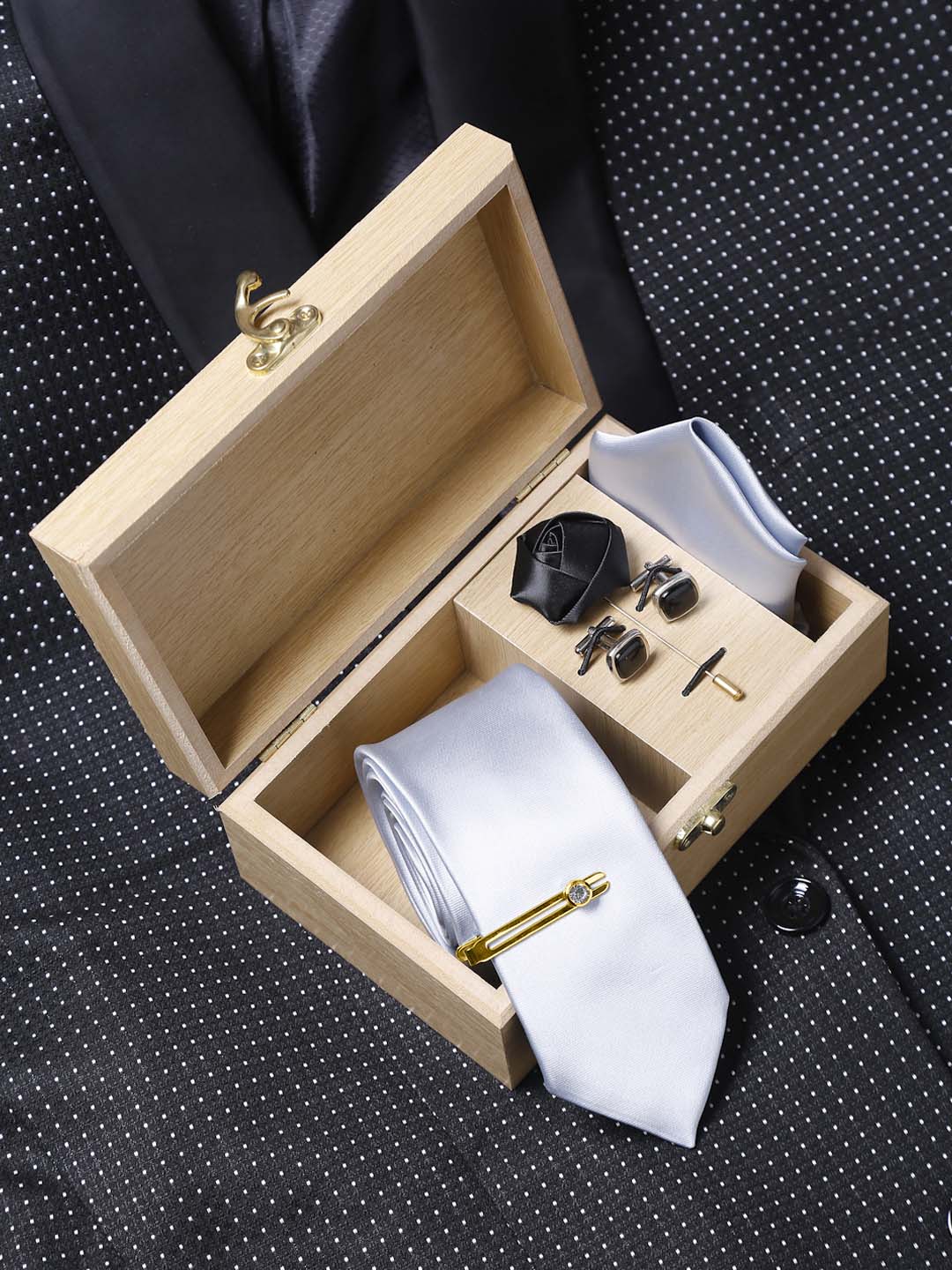 Silver Luxury Italian Silk Necktie Set With Pocket Square Cufflinks Brooch Gold Tie pin