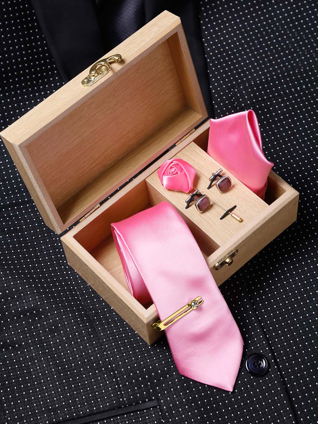 Pink Luxury Italian Silk Necktie Set With Pocket Square Cufflinks Brooch Gold Tie pin