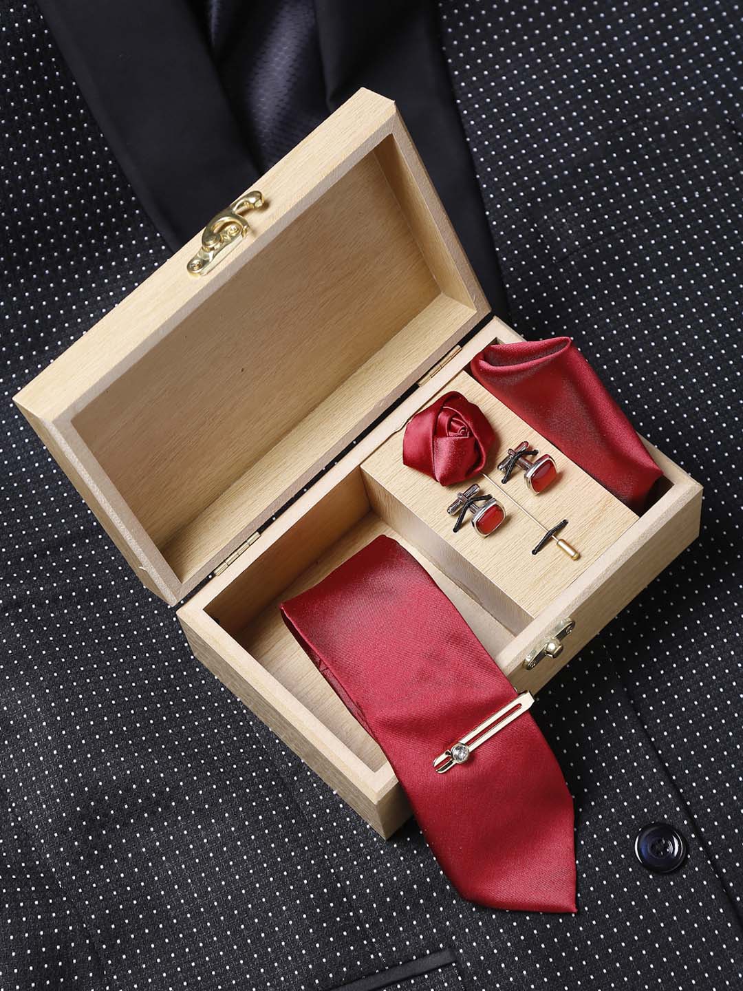 Clear Luxury Italian Silk Necktie Set With Pocket Square Cufflinks Brooch Chrome Tie pin